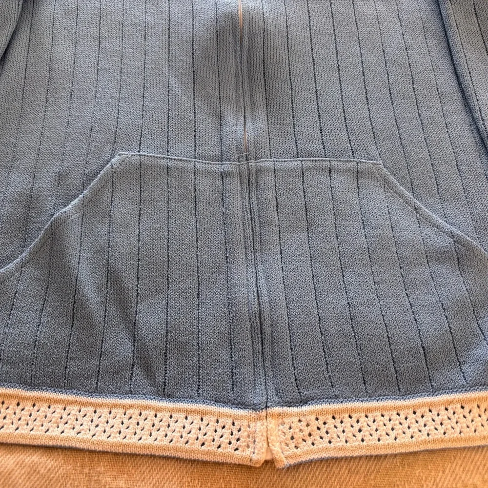 NWT Soft Blue Zip-Up Sweater with White and Tan Accents Sz L